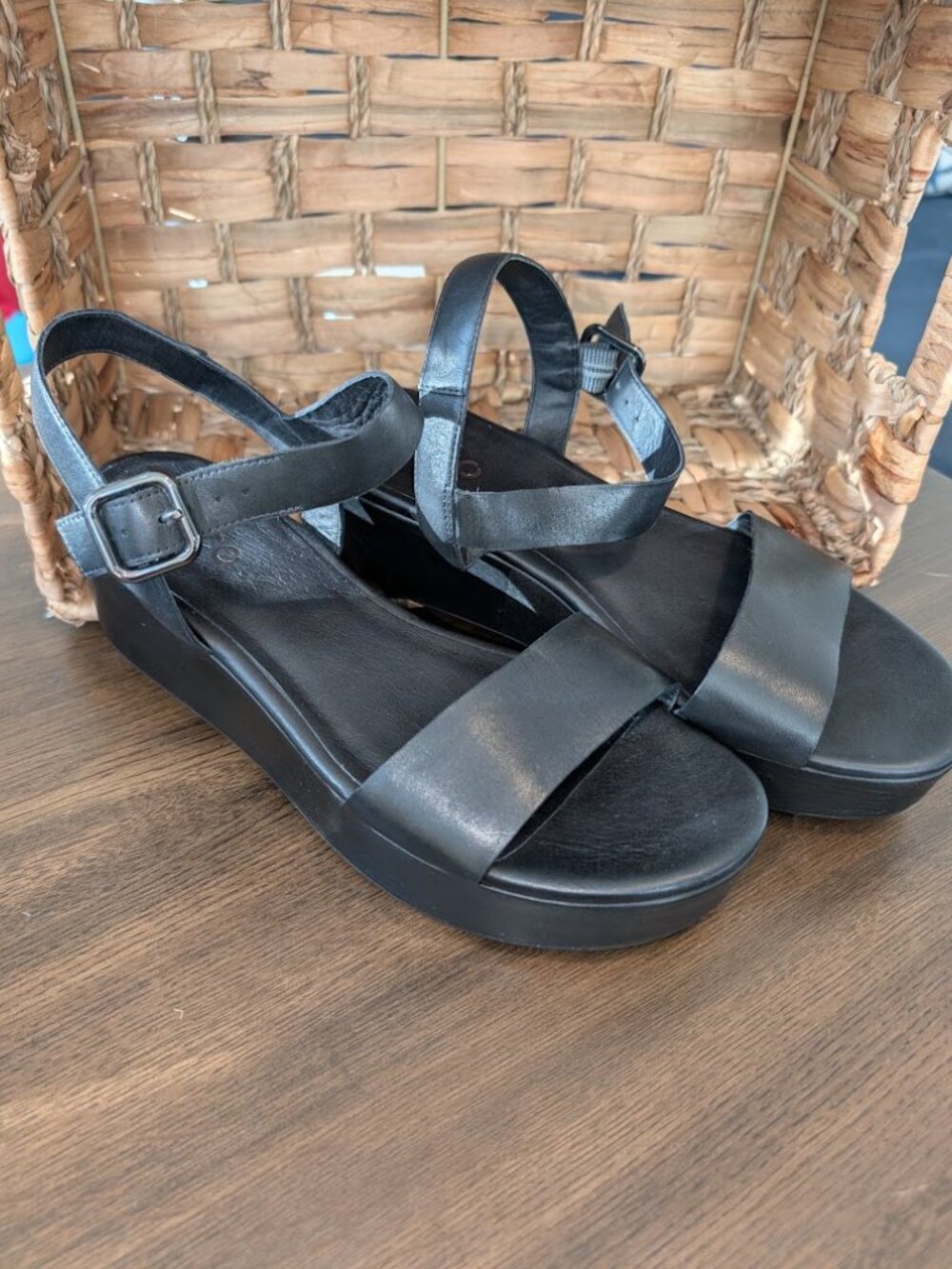 ECCO Elevate Plateau Black Leather Platform Wedge Sandals Size 41 / US 10 EUC